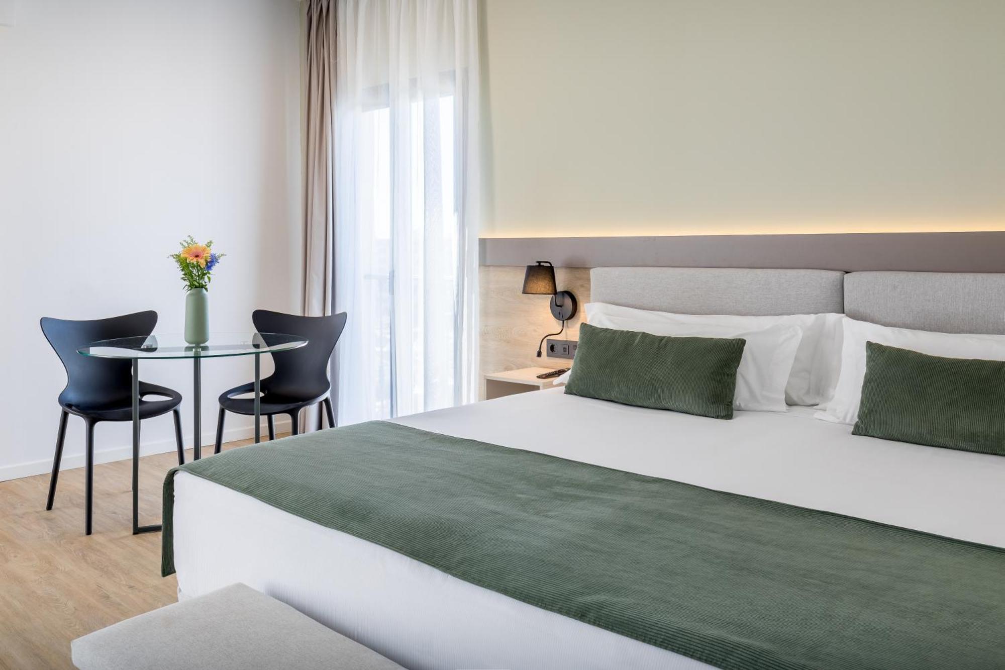 Hotel Occidental Puerto Banus Marbella Esterno foto